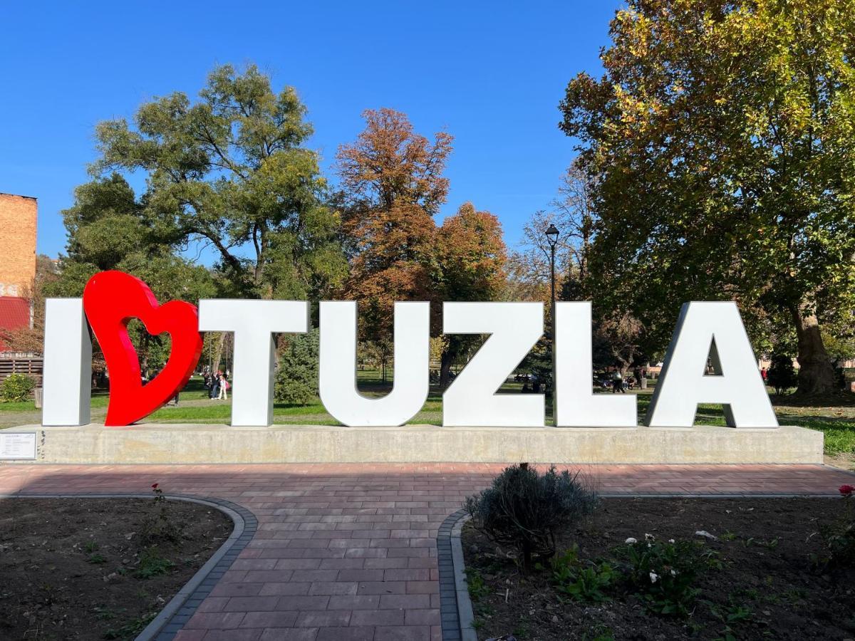 Korzo Tuzla Apartment Exterior foto